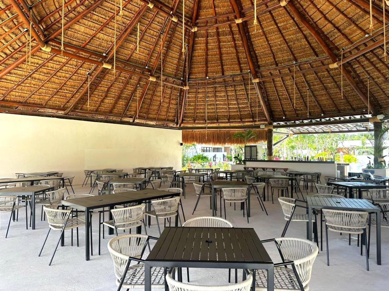 Hotel Wyndham Tulum Esterno foto